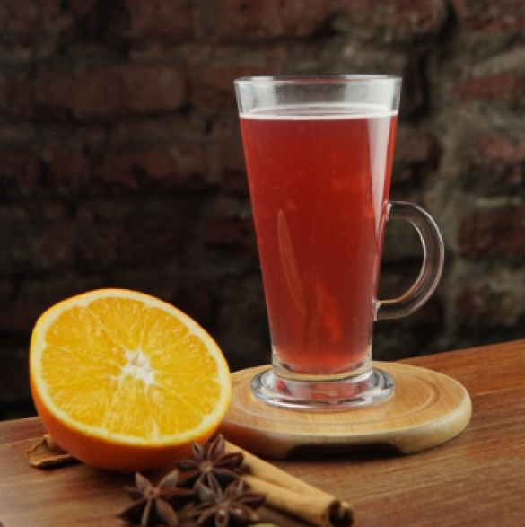 Чай с малиной и корицей